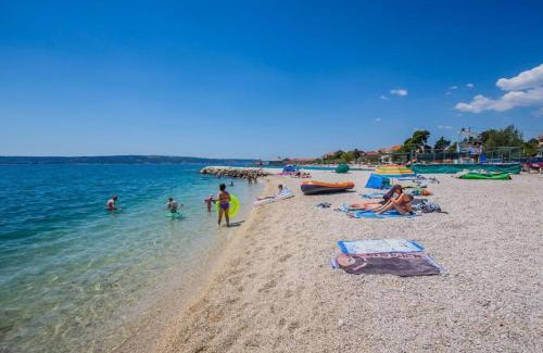 Rudine Apartment | Tranquil and Stylish Apartment Kastel Novi