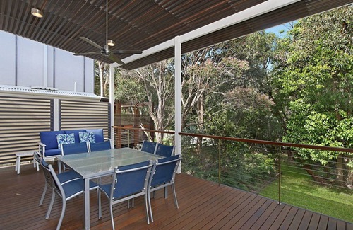 Killcare House | Tranquil Beachside Escape by HolidayCo.