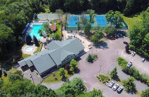 Gouldsboro Ski Chalet | Tranquil chalet in Big Bass Lake resort. Lake w/beach, pool, clubhouse!