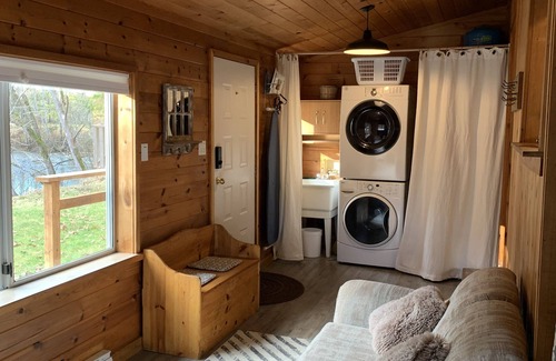 Courtenay House | Tranquil country cottage near Courtenay and Mt Washington