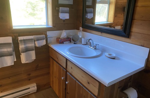 Courtenay House | Tranquil country cottage near Courtenay and Mt Washington