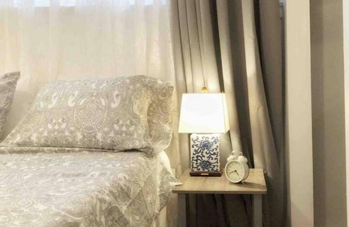 Northeast Apartment | Tranquil DC neighborhood, close to metro