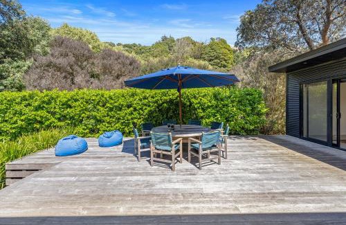 Bowentown House | Tranquil Escape - Waihi Beach Holiday Home