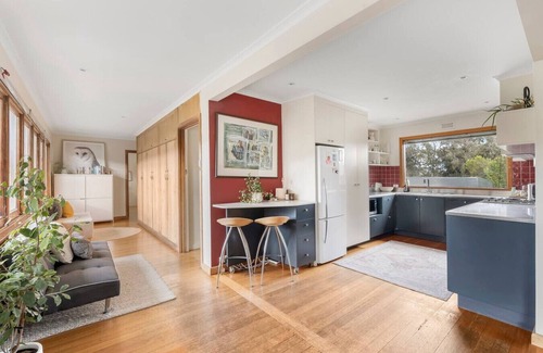 Howrah House | Tranquil Home in Howrah