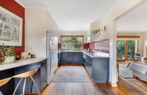 Howrah House | Tranquil Home in Howrah