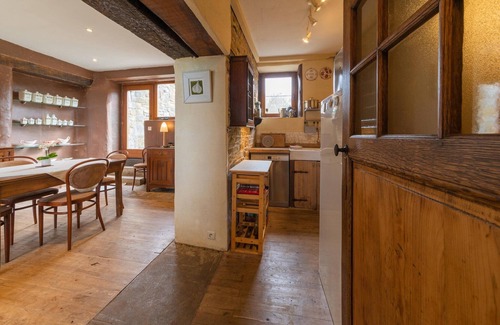 Tinlot House | Tranquil Home in Tinlot