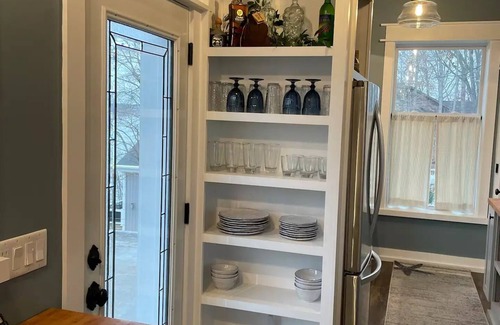 Monticello Cottage | Tranquil Lake Cottage