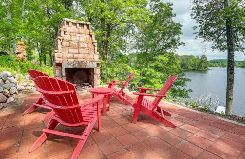 Tomahawk House | Tranquil Lakefront Cabin Fire Pit, Grill and Patio