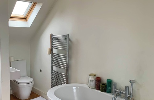Mortlake House | Tranquil oasis in Chiswick Homefields