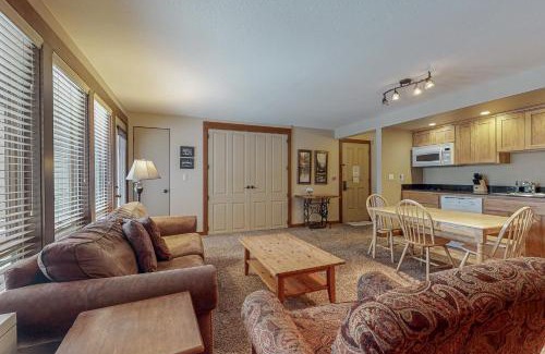 Bend Apartment | Tranquil Pines at Seventh Mountain