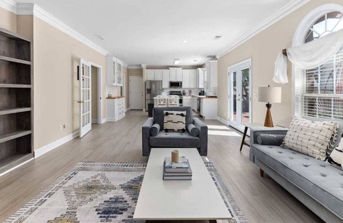 Alpharetta House | Tranquil Retreat on Kimball Trace