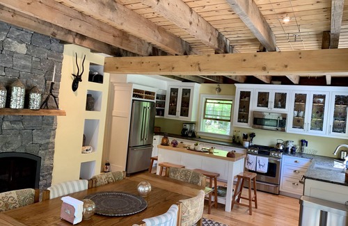 Morrisville House | Tranquil Stowe Cedar Cape