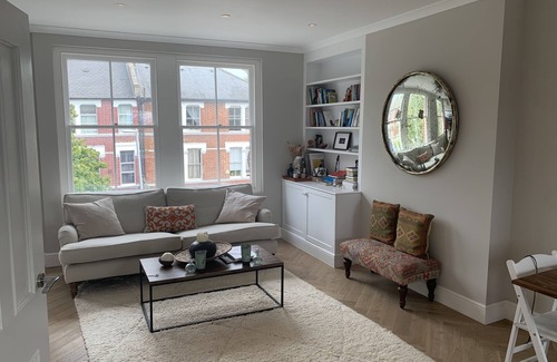 St. Helen's Apartment | Tranquil & stylish 1-bedroom apartment in Notting Hill