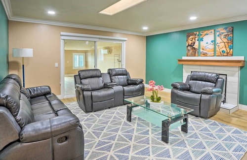 Fountain Valley House | Tranquil Vacation Home - 7 Mi to Disneyland!