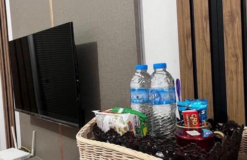 Bekasi Timur Apartment | Transpark Juanda by Red Promo
