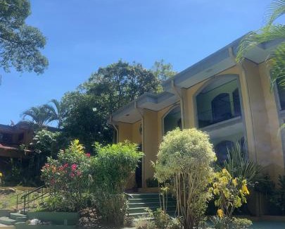 Alajuela Hotel | Trapp Family Country Inn