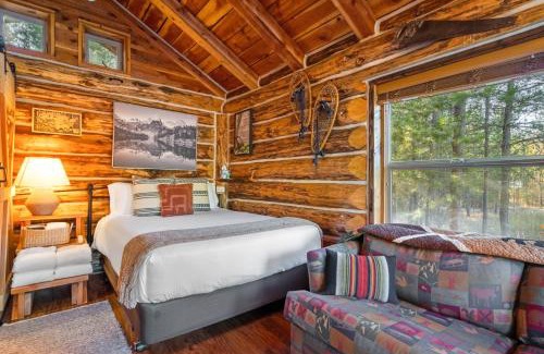 Coram House | Trapper's Cabin, 7 Min To Glacier, Dogs Welcome