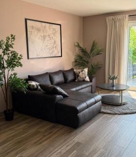 Zulpich Apartment | Traum-Ferienwohnung über 2 Etagen mit Sonnenterasse und Seenähe