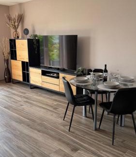 Zulpich Apartment | Traum-Ferienwohnung über 2 Etagen mit Sonnenterasse und Seenähe