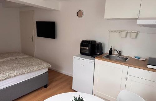 Aldingen Apartment | Traumhaft moderne Einzelzimmer mit Gemeinschaftsbad -WC in 78554 Aldingen
