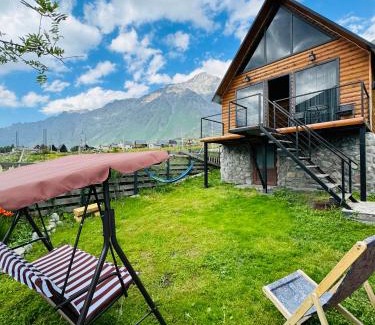Stepantsminda Villa | Traveler's Cottages in Kazbegi