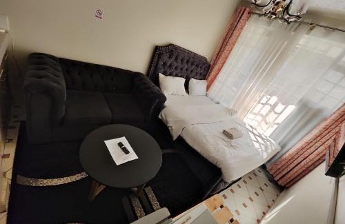 Kidono Apartment | Traveler's Staycation II