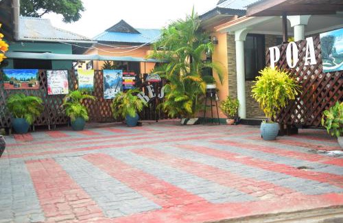 Dar es Salaam Bed & Breakfast | Travellers Home (Kifumbu)