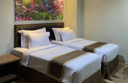 Makassar Hotel | Travellers Hotel Phinisi