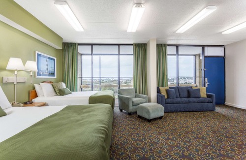 Kill Devil Hills Hotel | Travelodge by Wyndham Outer Banks/Kill Devil Hills