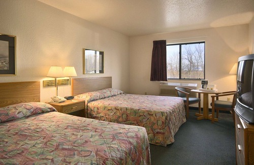 Hudsonville Hotel | Travelodge by Wyndham Hudsonville