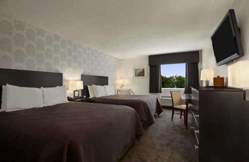 Hubbard Hotel | Travelodge by Wyndham Hubbard OH