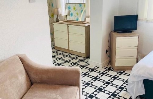 Bangor Bed & Breakfast | Traxx Hotel