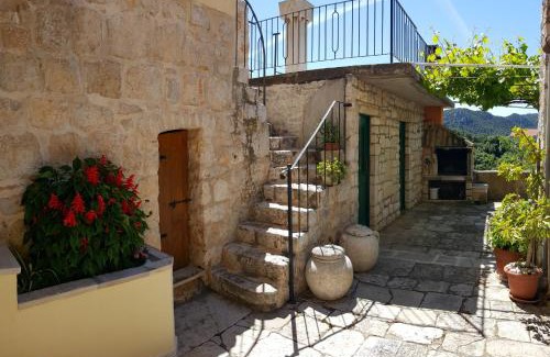 Lastovo Apartment | Tre sorelle