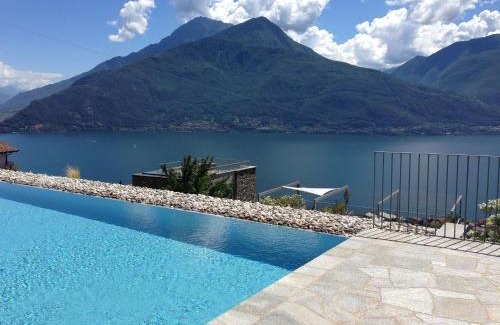 Calozzo House | Tre Terre Panorama - Pianello del Lario by LoveComo