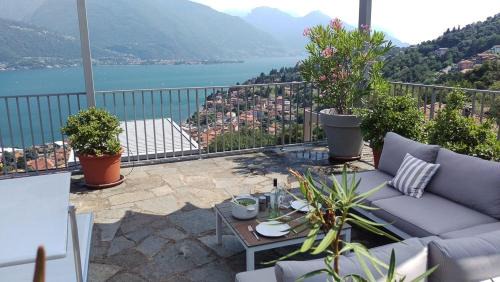 Calozzo House | Tre Terre Panorama - Pianello del Lario by LoveComo