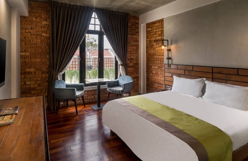 Malacca City Hotel | Treasures Hotel and Suites