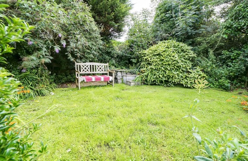 Pendoggett Cottage | Trecarian Cottage, Pendoggett - a traditional Cornish cottage sleeps 4+dogs