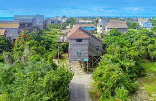 Avon House | Tree House 38