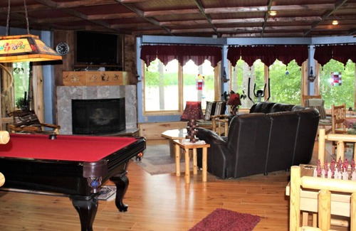 Squaw Lake House | TREE HOUSE INN ROOMS - My Lake Home & Tree House Inn Rooms