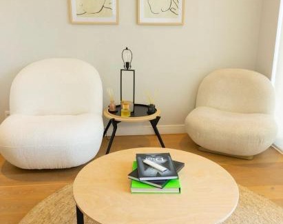 Houghton Estate Apartment | Tree Tops - Modern Day Homes One Bed With A View