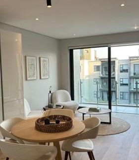 Houghton Estate Apartment | Tree Tops - Modern Day Homes One Bed With A View