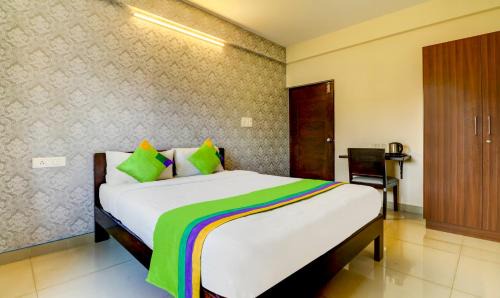 Agara Hotel | Treebo 12 Degrees West, Domlur