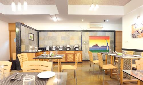 Ejipura Hotel | Treebo Edha Suites Koramangala