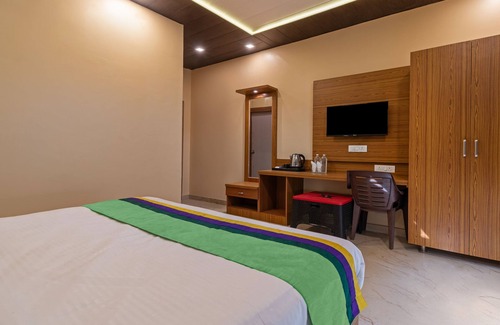 Faizabad Hotel | Treebo Heaven Grand Ayodhya
