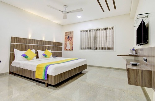 Daulatabad Hotel | Treebo Lalaji's Executive