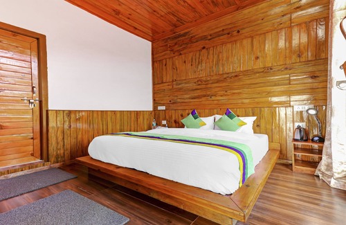 Kaul Hotel | Treebo Om Villa With Mountain View