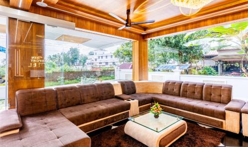 Nedumbassery Hotel | Treebo Premium Cochin Airport, 5 min From Cochin Airport