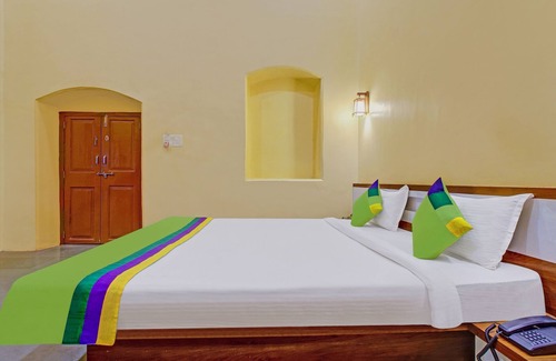 Matheran Hotel | Treebo Shalimar In The Forest