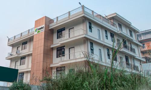 Shillong Hotel | Treebo Staying Center