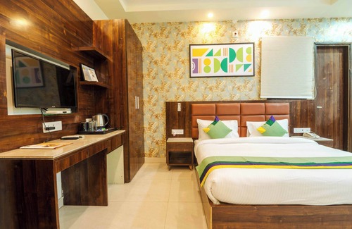 Greater Noida Hotel | Treebo Sunny Feast